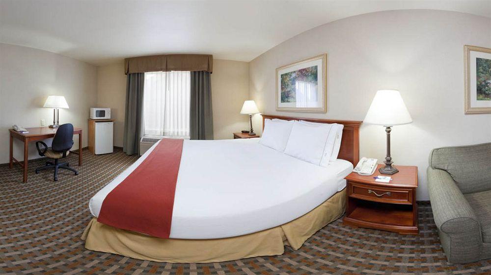 Holiday Inn Express Hotel & Suites Columbus Southeast Groveport By Ihg Exterior foto
